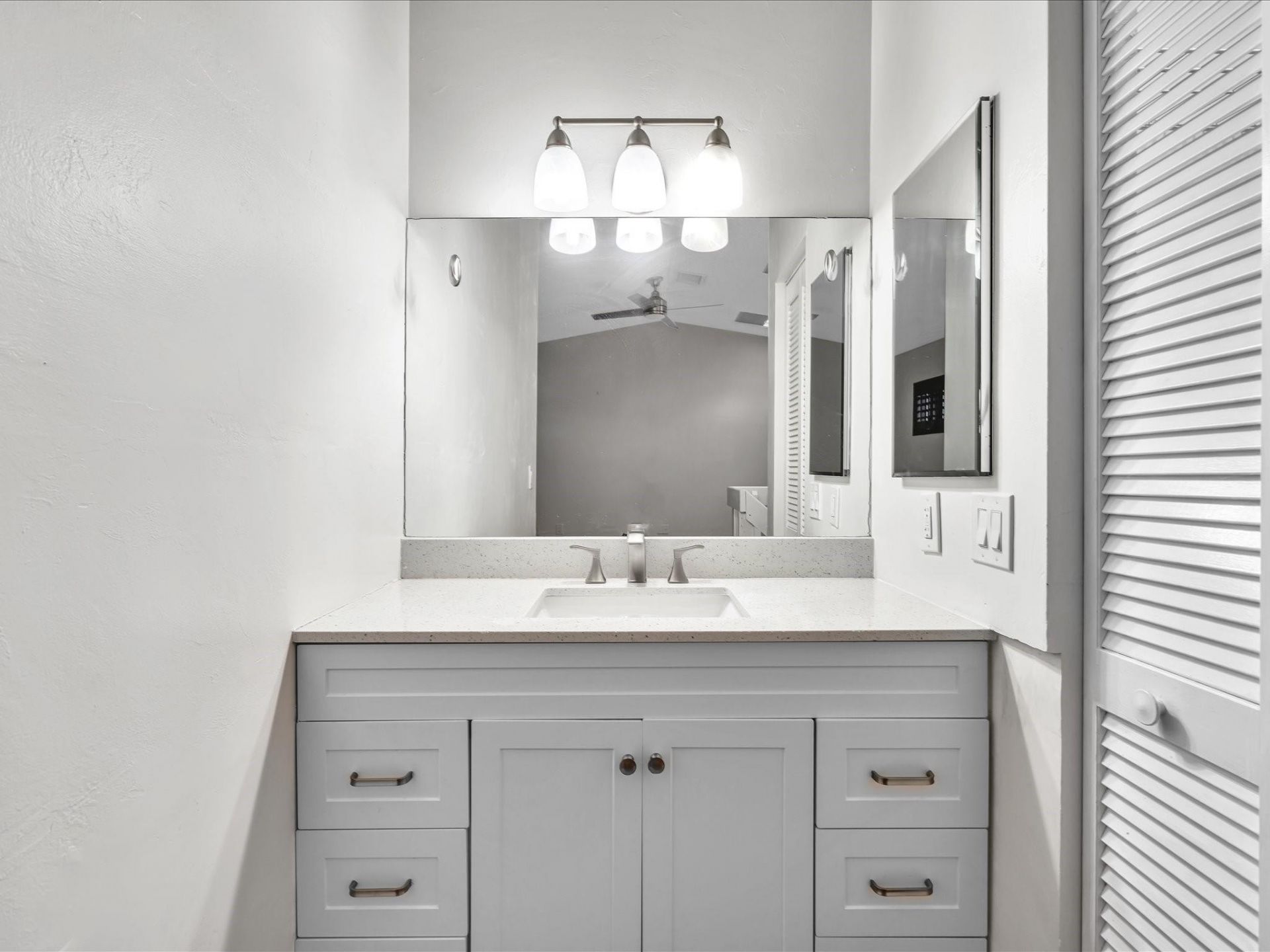 4182 S Pine Island Road, Davie, FL 33328 Photo