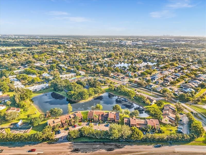 4182 S Pine Island Rd, Davie, FL 33328 Photo