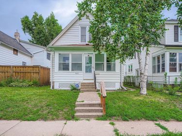 595 Hawthorne Ave Avenue E, Saint Paul, MN 55130