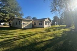 15 Mango St. photo 4