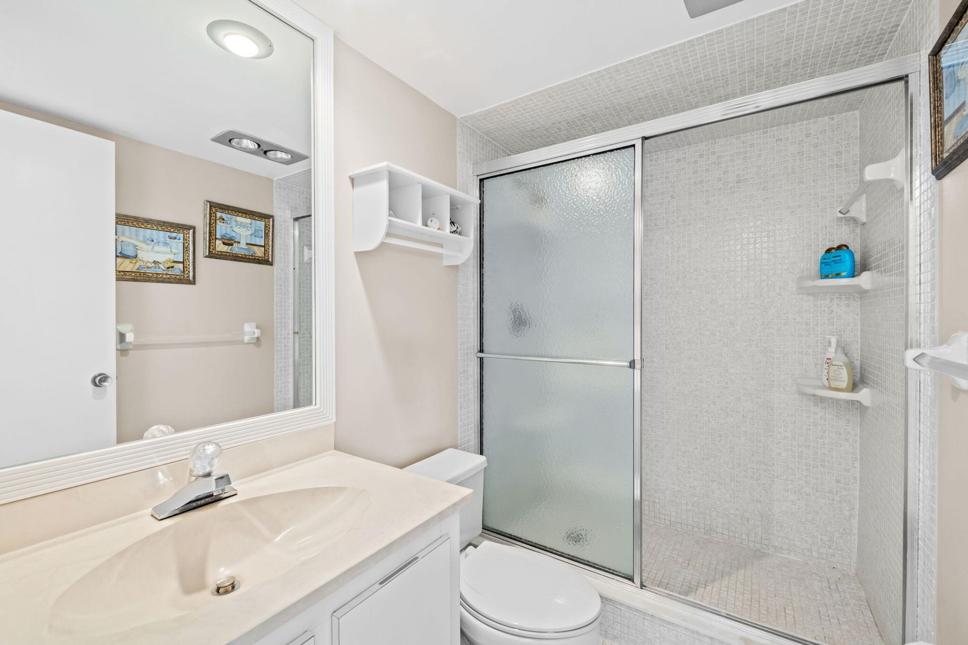 808 Cypress Boulevard, Unit 206, Pompano Beach, FL 33069 Photo