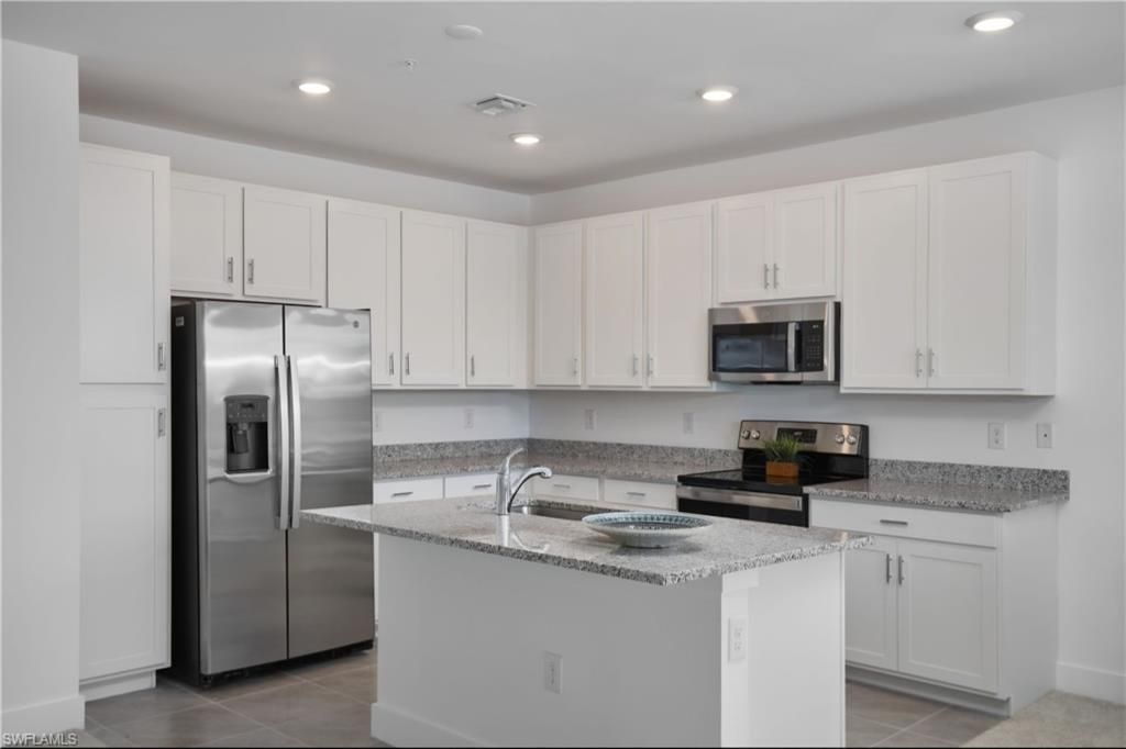 26381 Coco Cay Cir, Unit 203, Bonita Springs, FL 34135 Photo