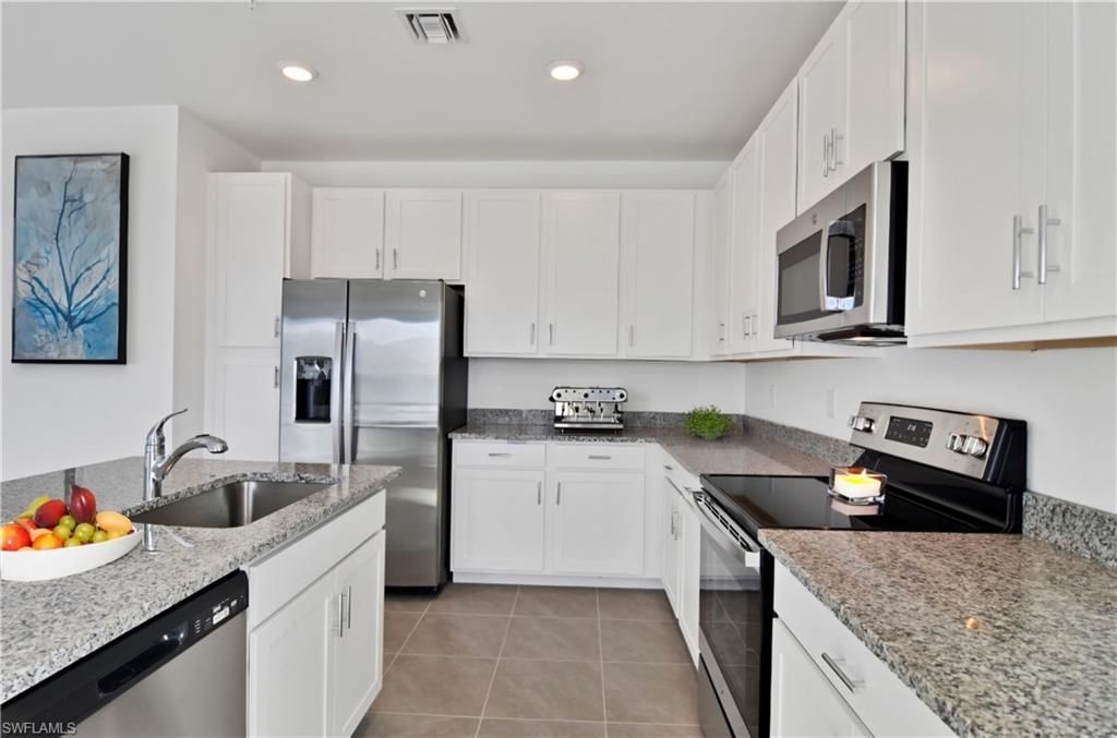 26381 Coco Cay Cir, Unit 203, Bonita Springs, FL 34135 Photo