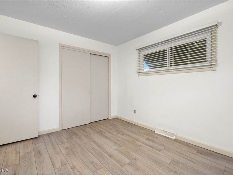 931 East Drive, Sheffield Lake, OH 44054 Photo 20