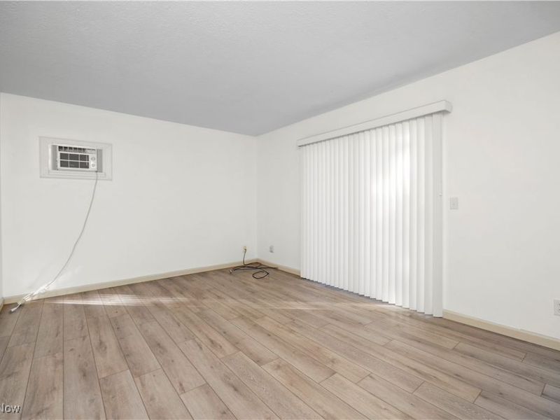 931 East Drive, Sheffield Lake, OH 44054 Photo 33