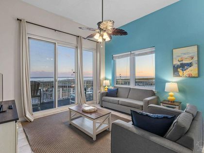 8577 Gulf Blvd Navarre Beach, FL 32566