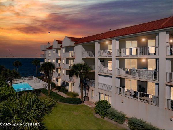 3360 S Atlantic Avenue , Unit 304, Cocoa Beach, FL 32931