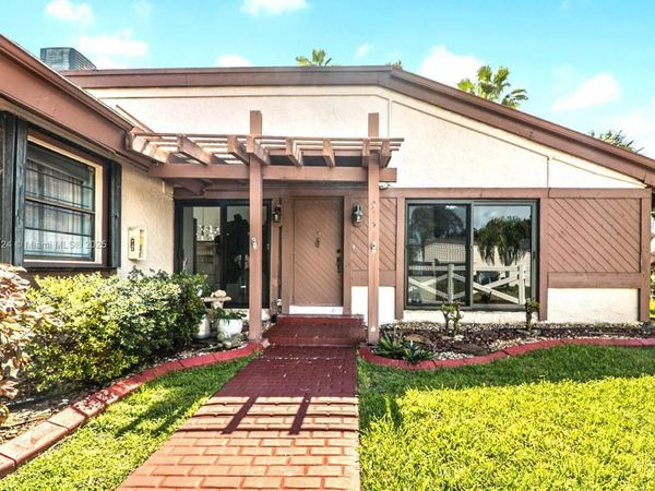 513 Leslie Dr, Unit 513, Hallandale Beach, FL 33009