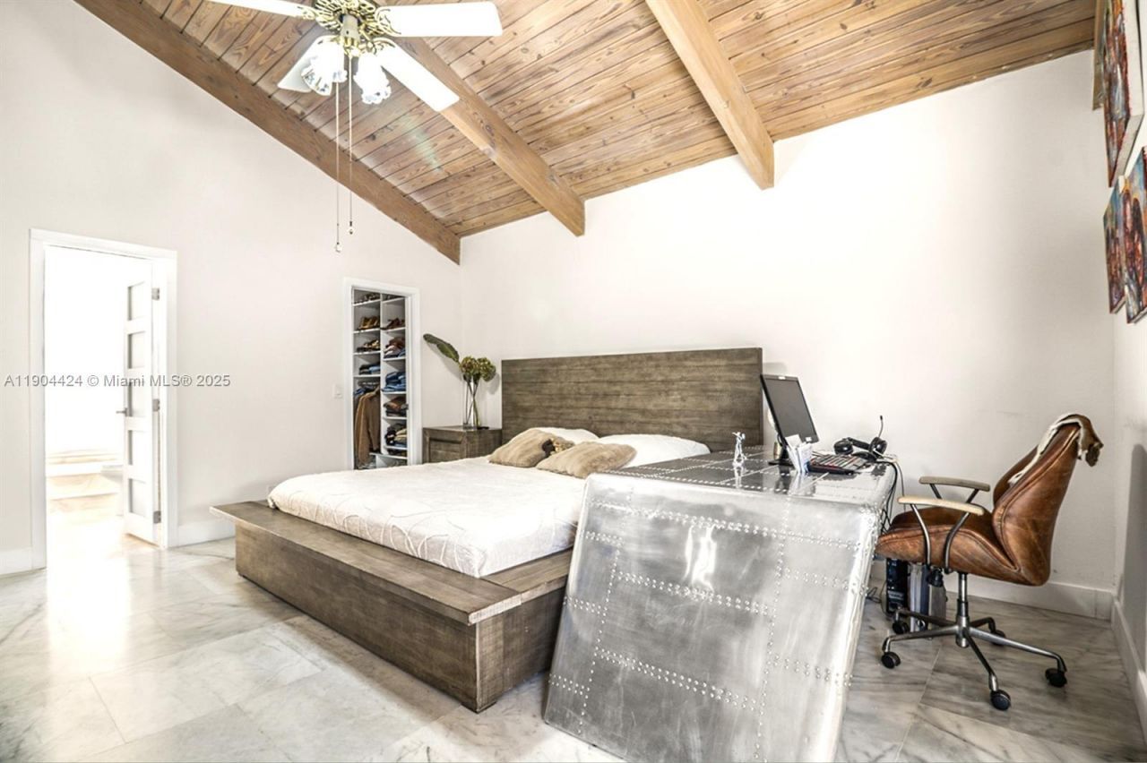 513 Leslie Dr, Unit 513, Hallandale Beach, FL 33009 Photo