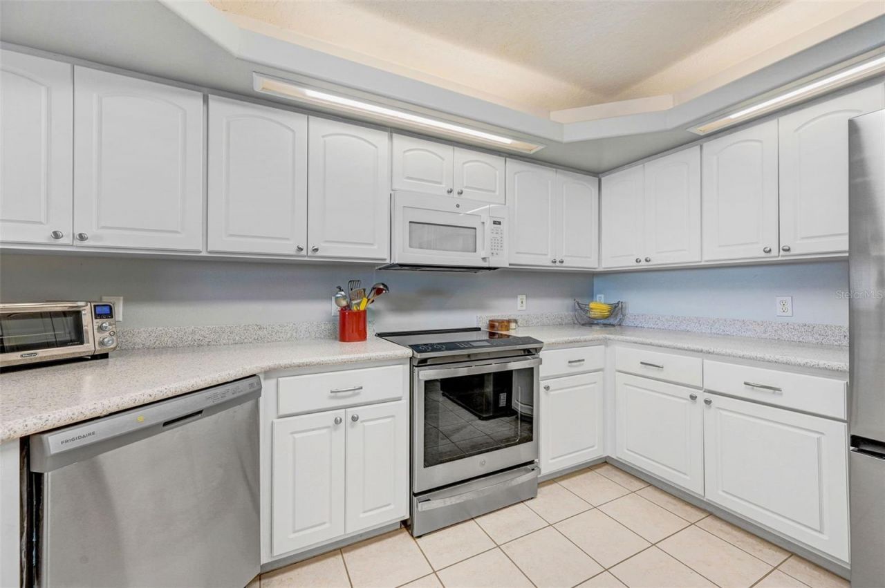 3360 S Atlantic Avenue, Unit 304, Cocoa Beach, FL 32931 Photo
