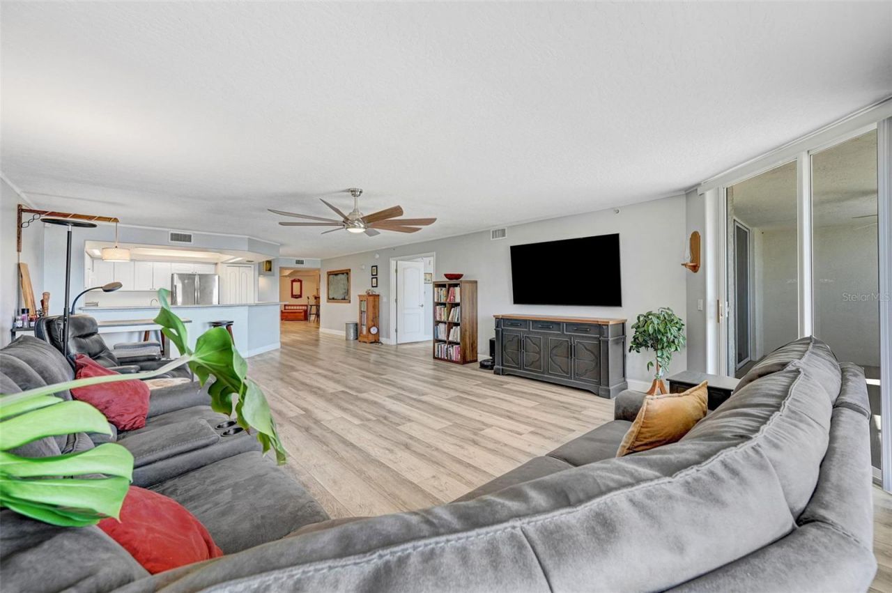 3360 S Atlantic Avenue, Unit 304, Cocoa Beach, FL 32931 Photo
