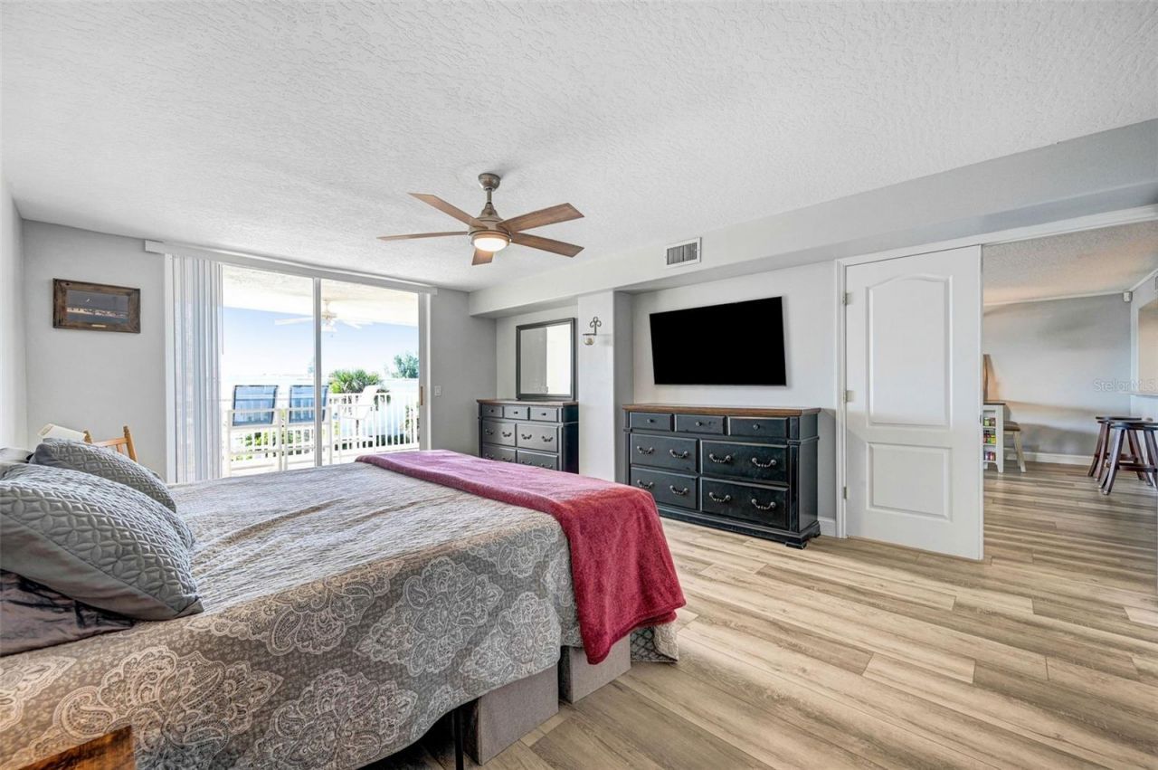 3360 S Atlantic Avenue, Unit 304, Cocoa Beach, FL 32931 Photo