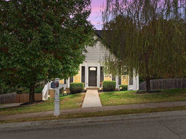 417 Zurich Ct, Clarksville, TN 37040