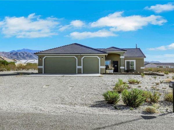 2181 Washoe Avenue, Pahrump, NV 89048