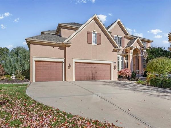 5716 W 146th Street, Overland Park, KS 66223