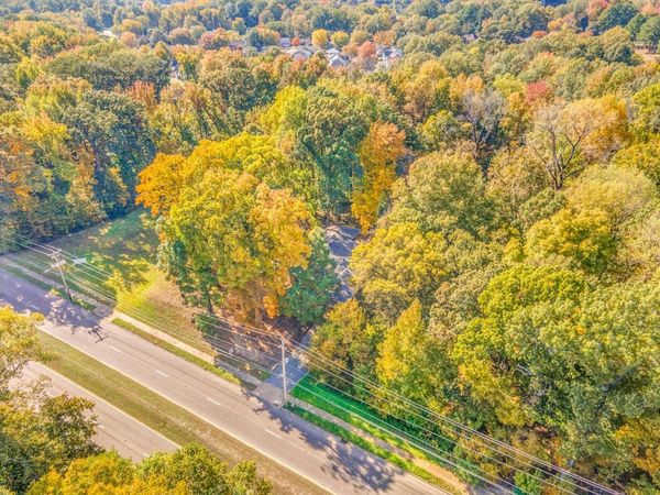 2725 COVINGTON PIKE RD, Memphis, TN 38128