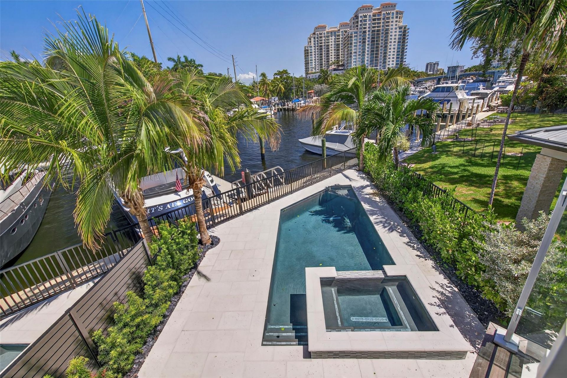 621 SW 5 Place, Fort Lauderdale, FL 33315 Photo