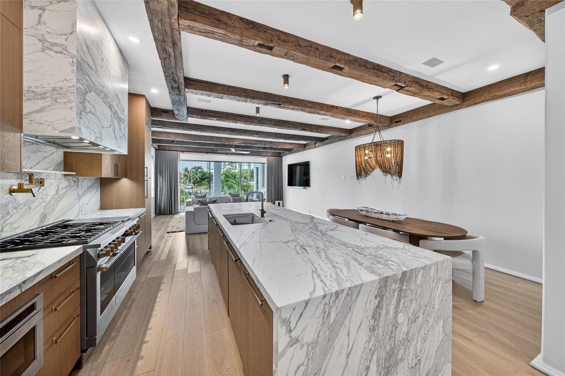 621 SW 5 Place, Fort Lauderdale, FL 33315 Photo