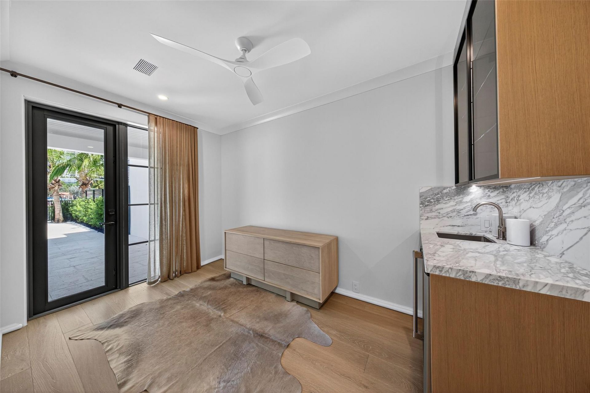 621 SW 5 Place, Fort Lauderdale, FL 33315 Photo