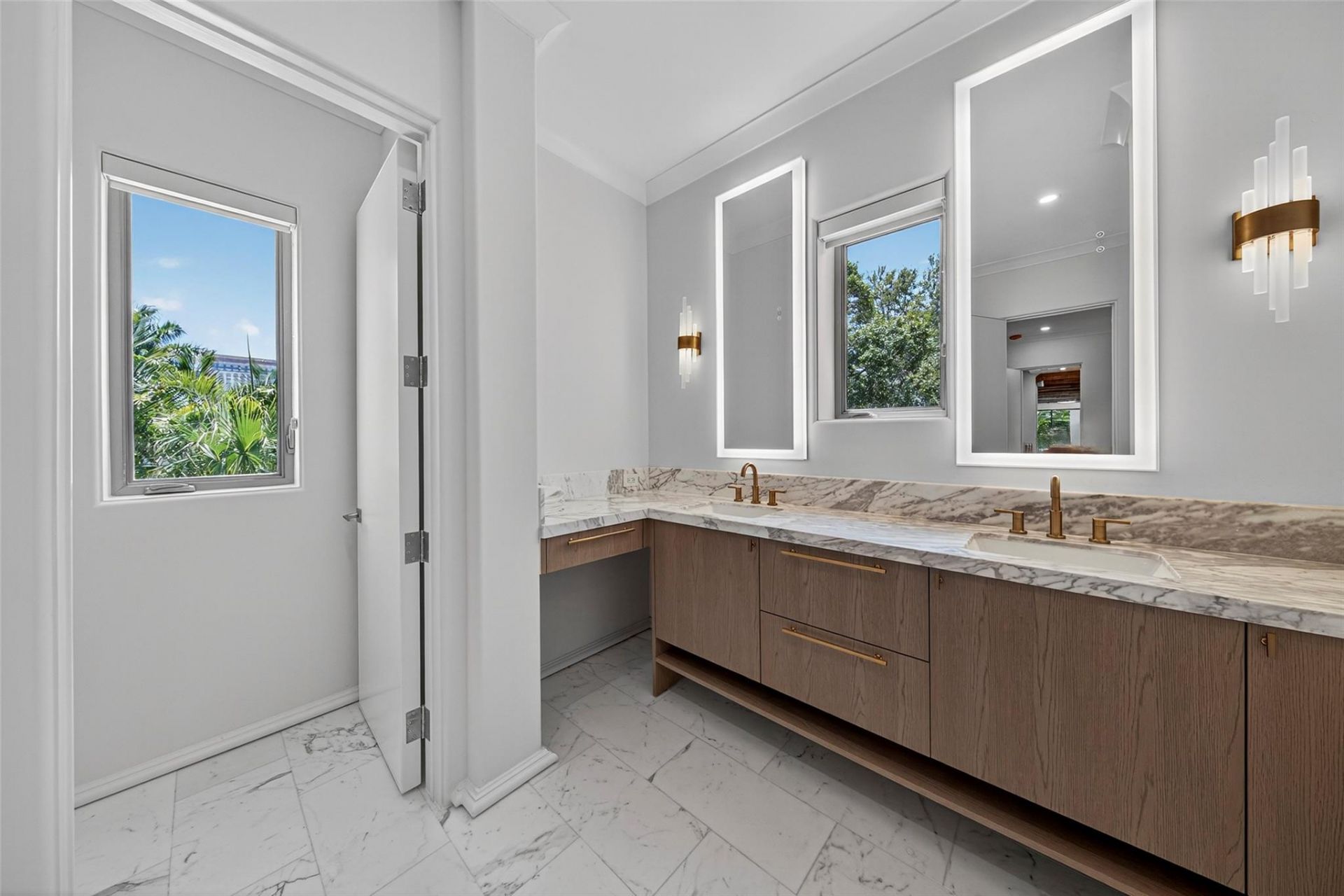 621 SW 5 Place, Fort Lauderdale, FL 33315 Photo