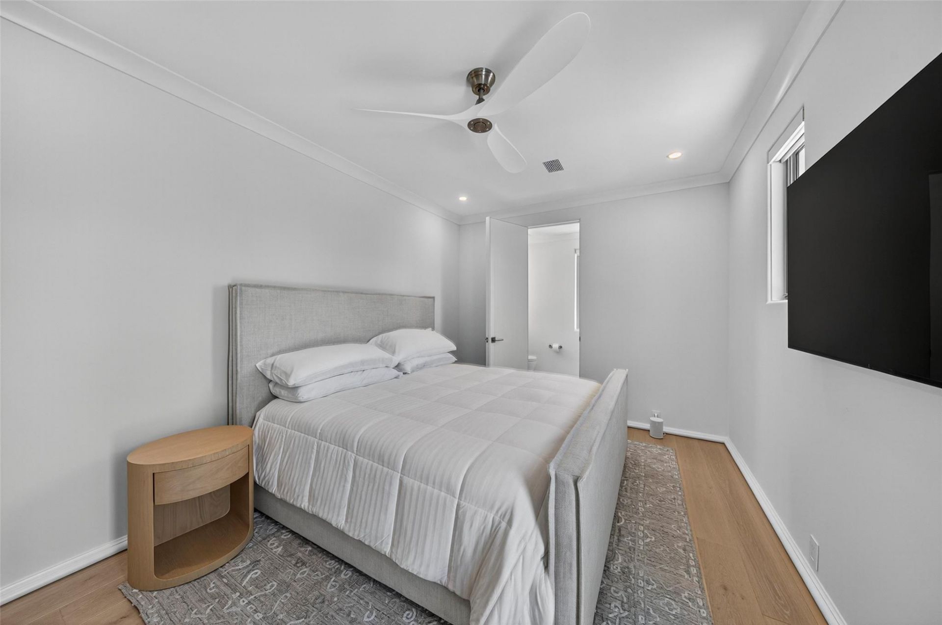 621 SW 5 Place, Fort Lauderdale, FL 33315 Photo