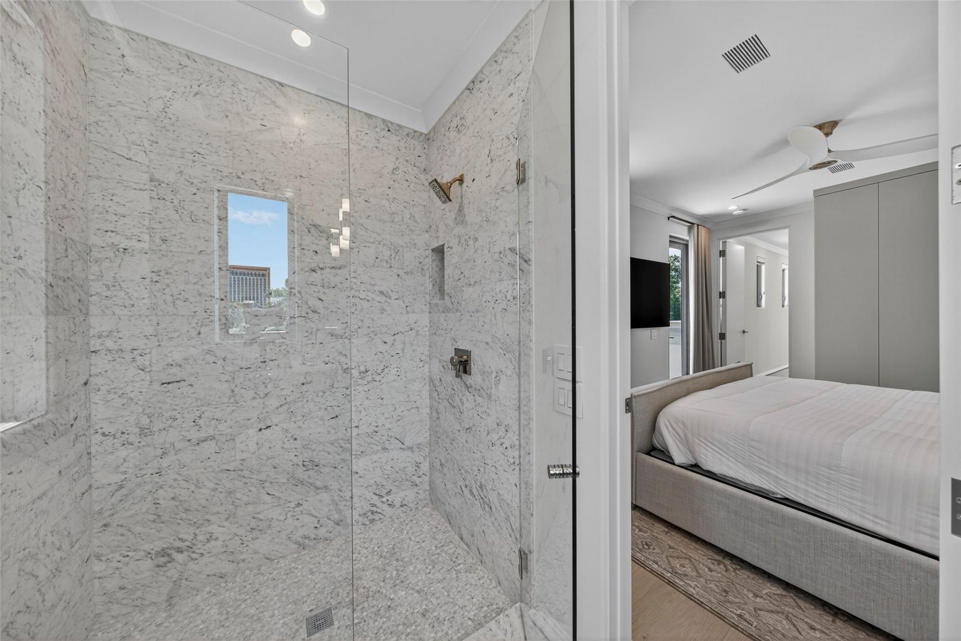 621 SW 5 Place, Fort Lauderdale, FL 33315 Photo