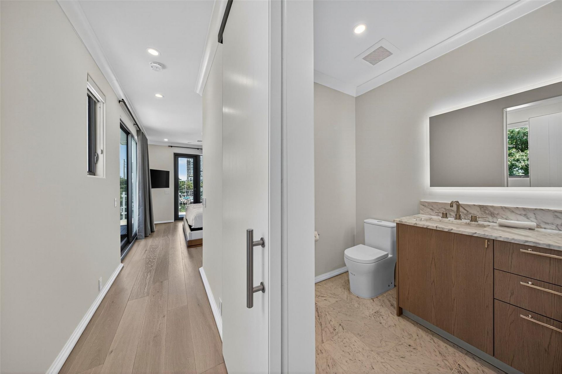 621 SW 5 Place, Fort Lauderdale, FL 33315 Photo