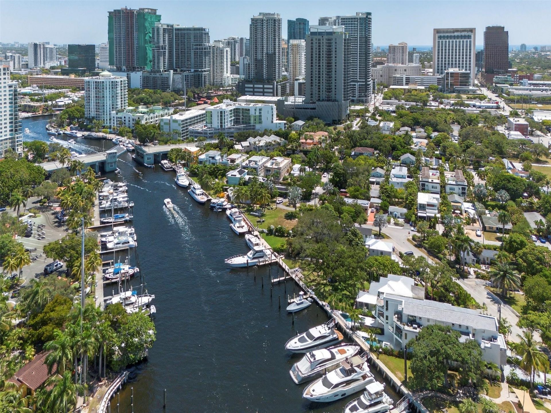 621 SW 5 Place, Fort Lauderdale, FL 33315 Photo