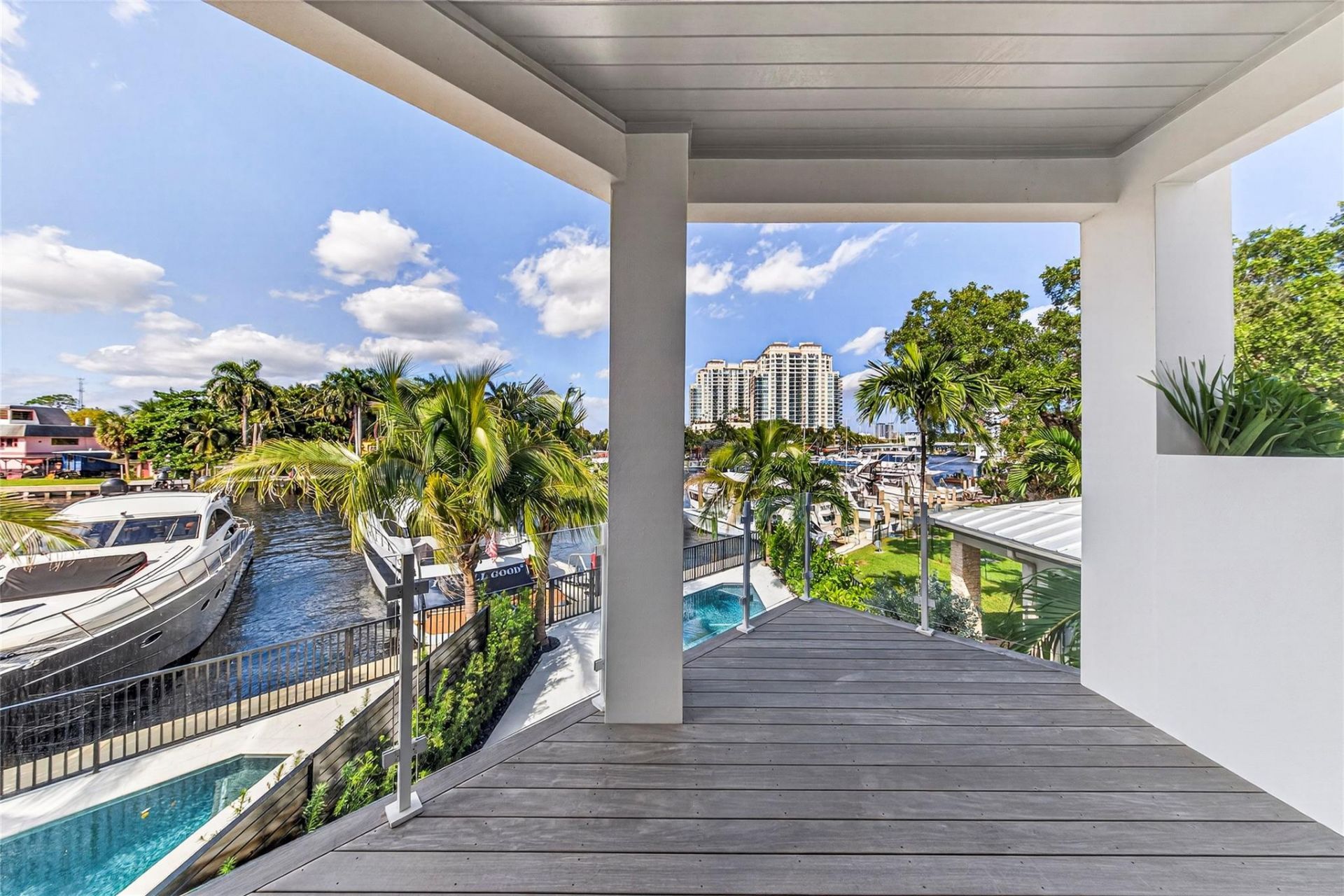 621 SW 5 Place, Fort Lauderdale, FL 33315 Photo