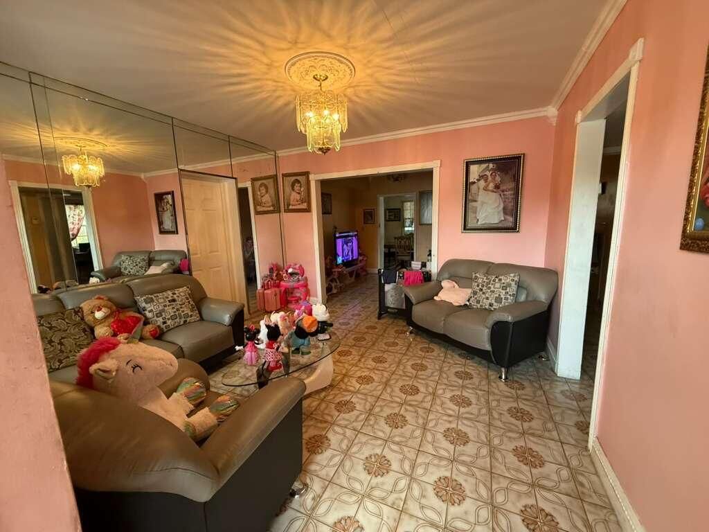 10430 NW 28th Court, Miami, FL 33147 Photo