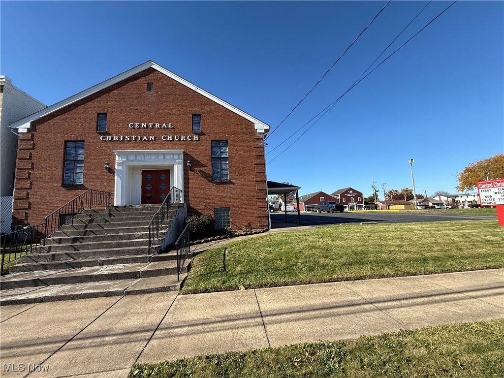 44 S Main Street, Hubbard, OH 44425 Main Photo