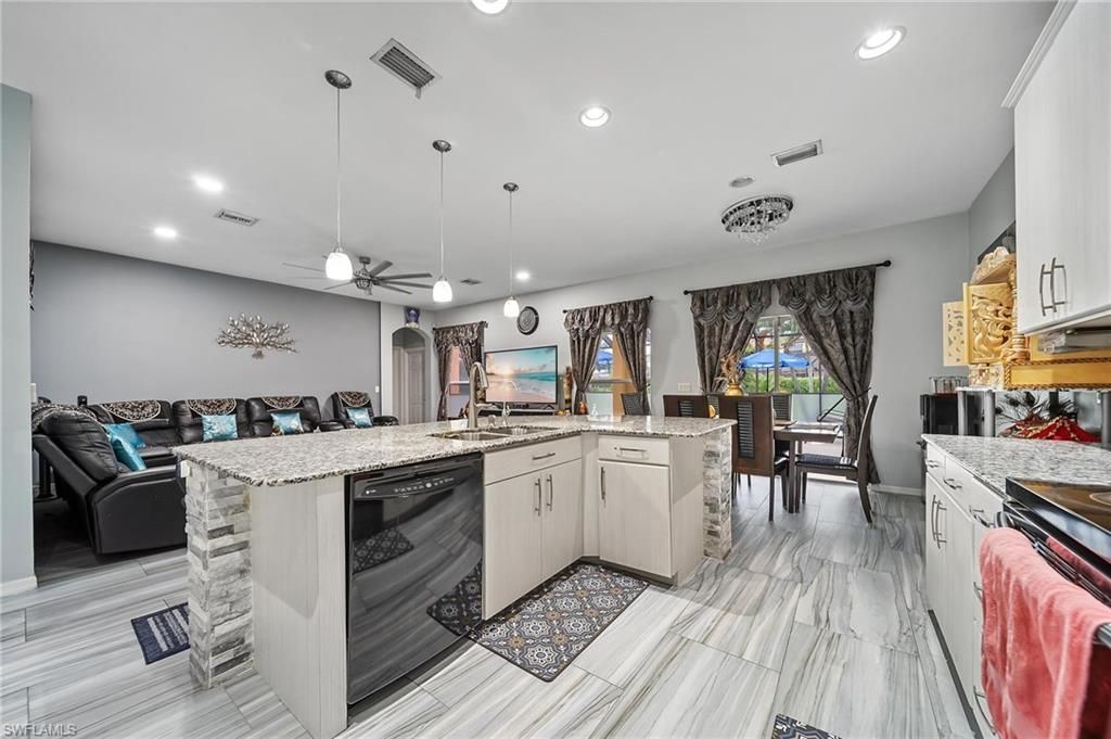 2858 Via Campania St, Fort Myers, FL 33905 Photo