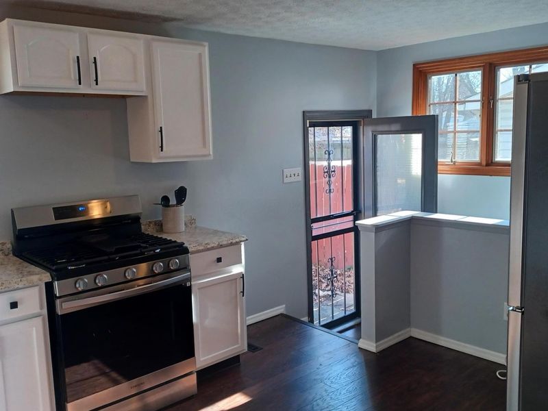 6048 Pinemoor Street, Columbus, OH 43229 Photo 7