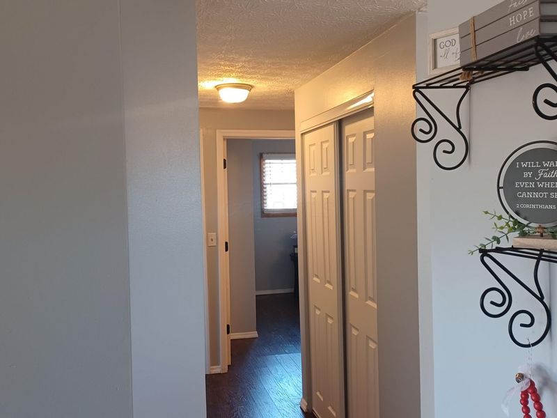 6048 Pinemoor Street, Columbus, OH 43229 Photo 9