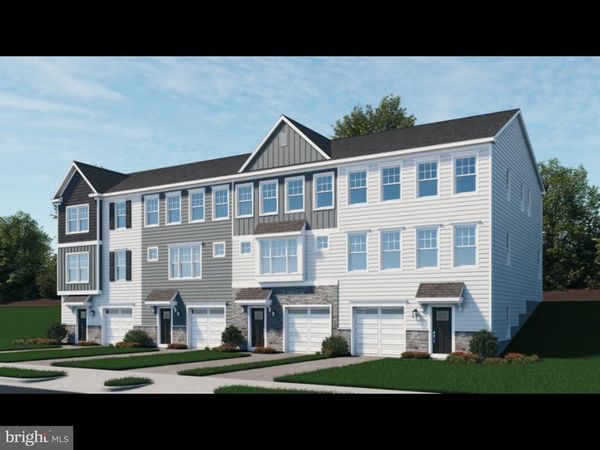 523 LINFIELD RD #WESTERLY, ROYERSFORD, PA 19468