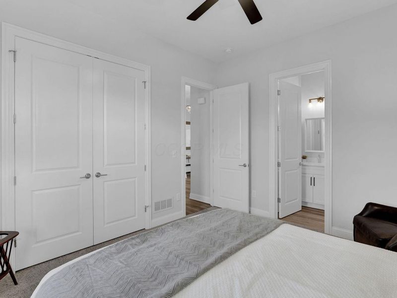 5563 Catalpa Drive, Lewis Center, OH 43035 Photo 10