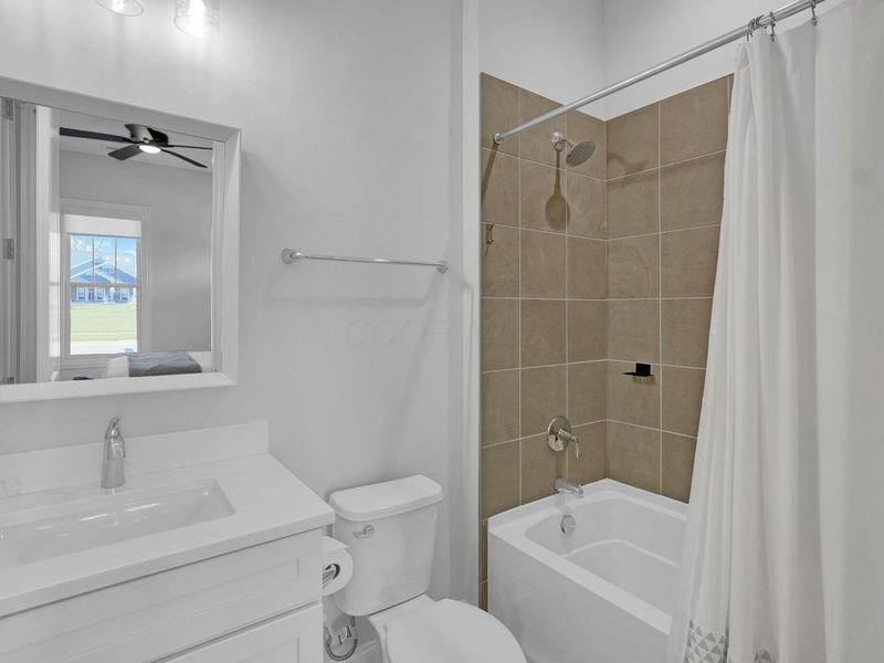 5563 Catalpa Drive, Lewis Center, OH 43035 Photo 11