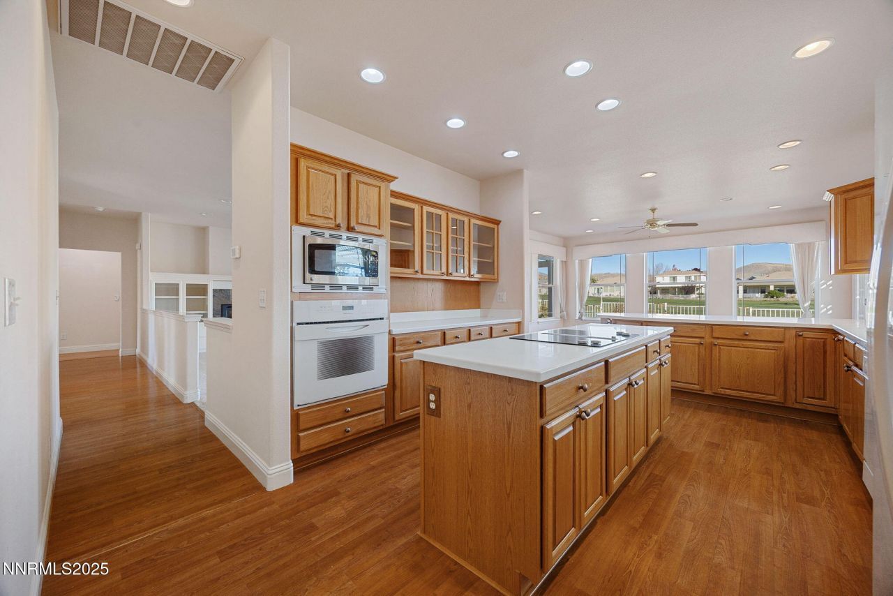 2248 Oak Ridge Drive, Carson City, NV 89703 Photo