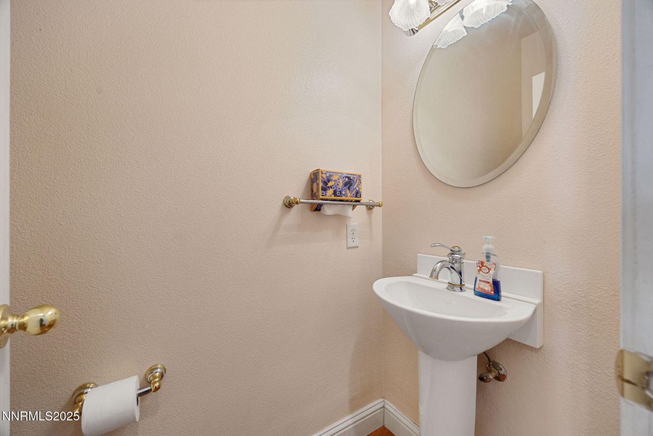 2248 Oak Ridge Drive, Carson City, NV 89703 Photo