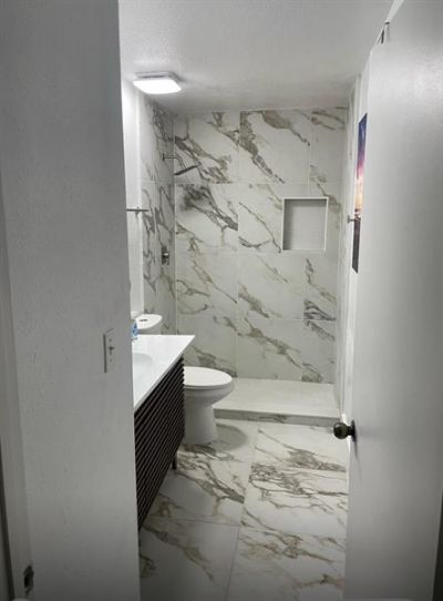 3413 NW 44th St, Unit 205, Lauderdale Lakes, FL 33309 Photo