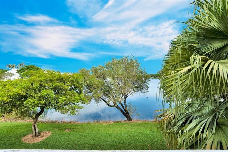 3413 NW 44th St, Unit 205, Lauderdale Lakes, FL 33309 Photo