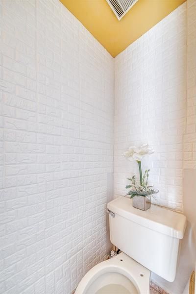 2612 W 54th Place, Unit 204, Hialeah, FL 33016 Photo