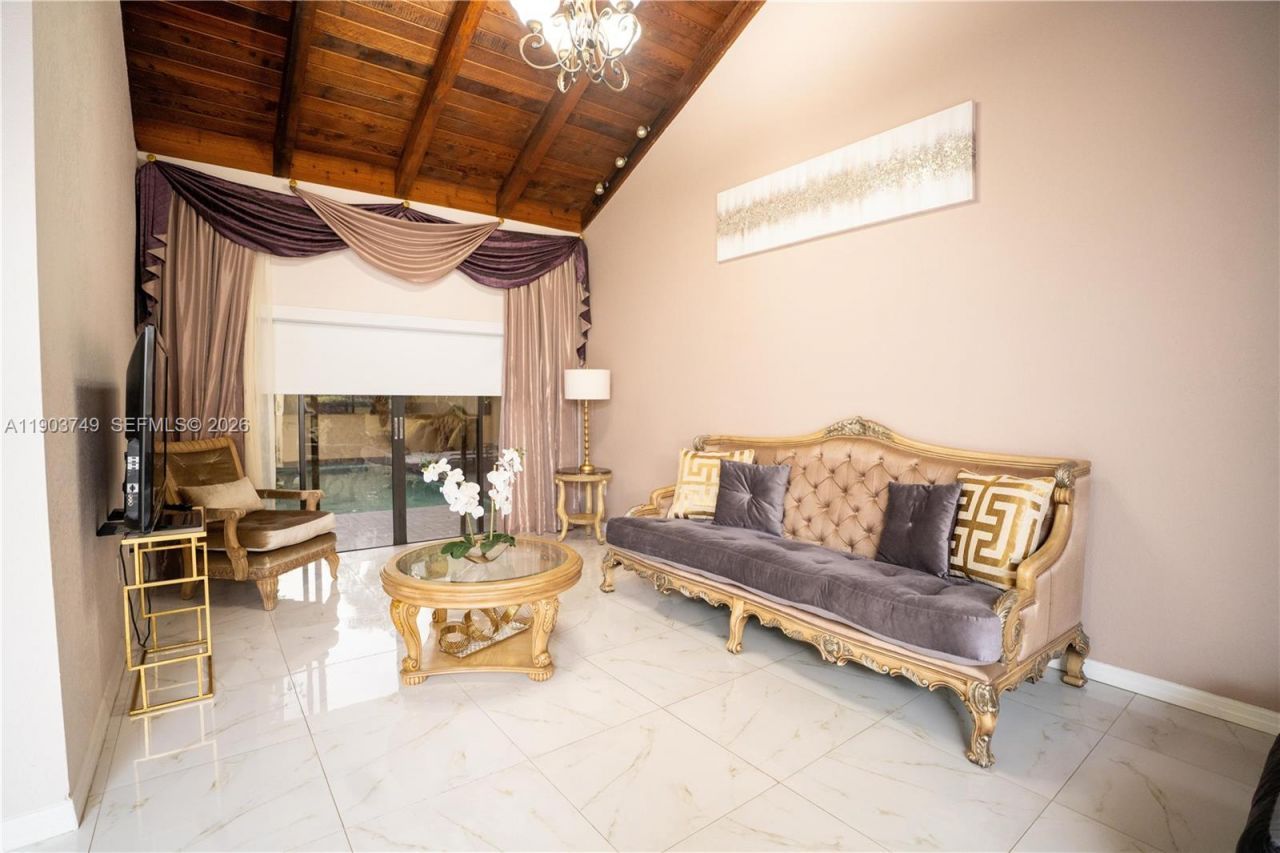 20331 NE 10th Ct, Miami, FL 33179 Photo