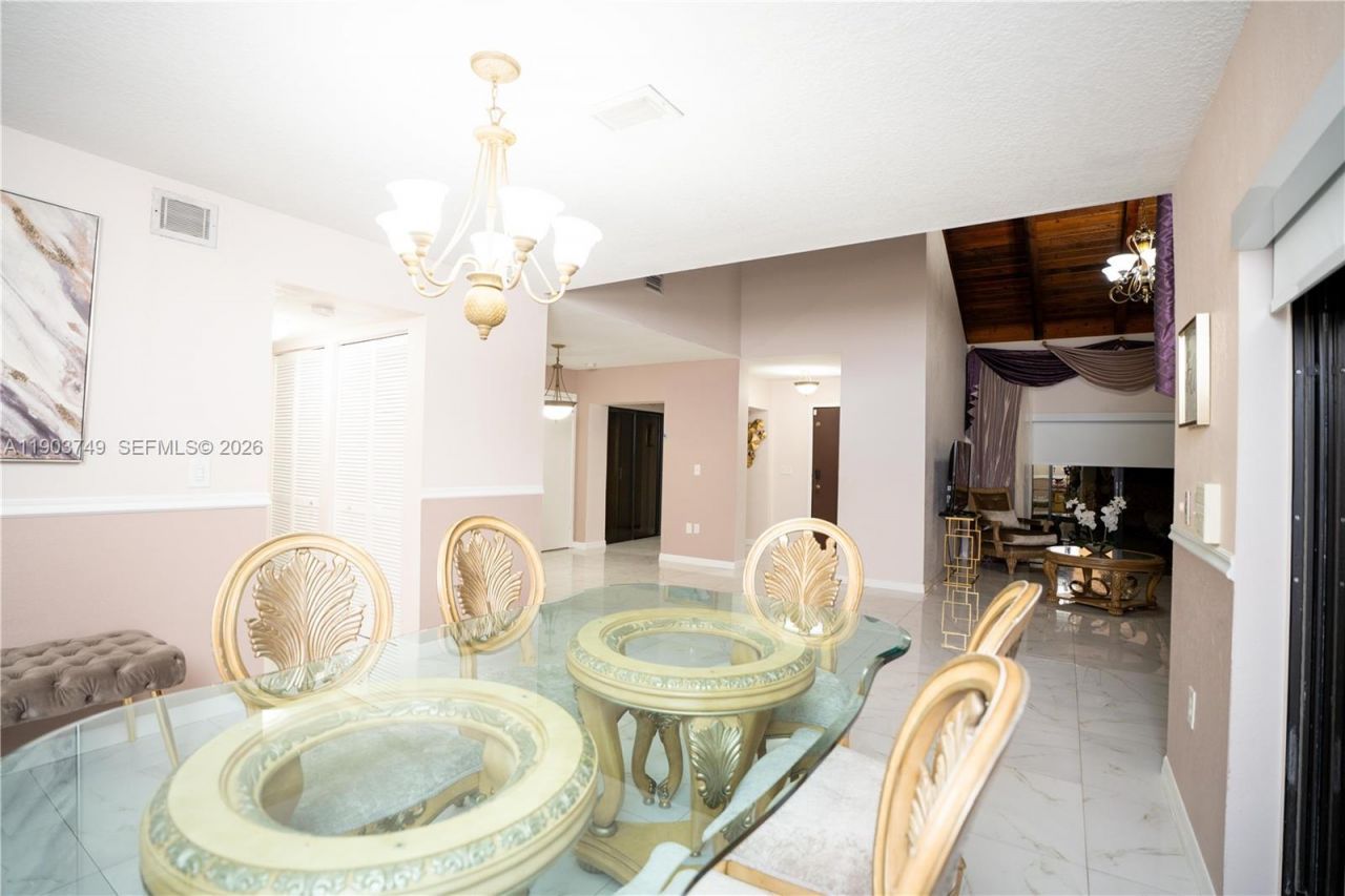 20331 NE 10th Ct, Miami, FL 33179 Photo