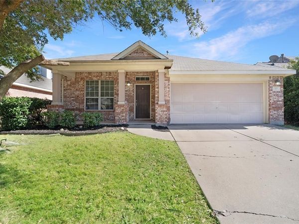 317 Parakeet NW, Little Elm, TX 75068