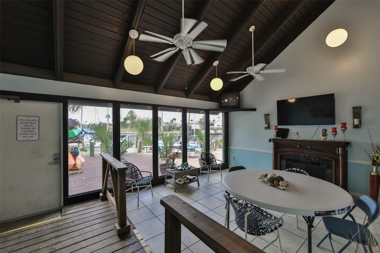 1028 Apollo Beach Boulevard, Unit 2, Apollo Beach, FL 33572 Photo
