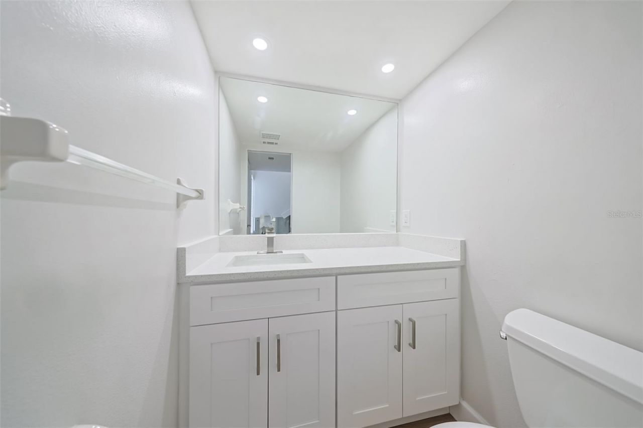 1028 Apollo Beach Boulevard, Unit 2, Apollo Beach, FL 33572 Photo