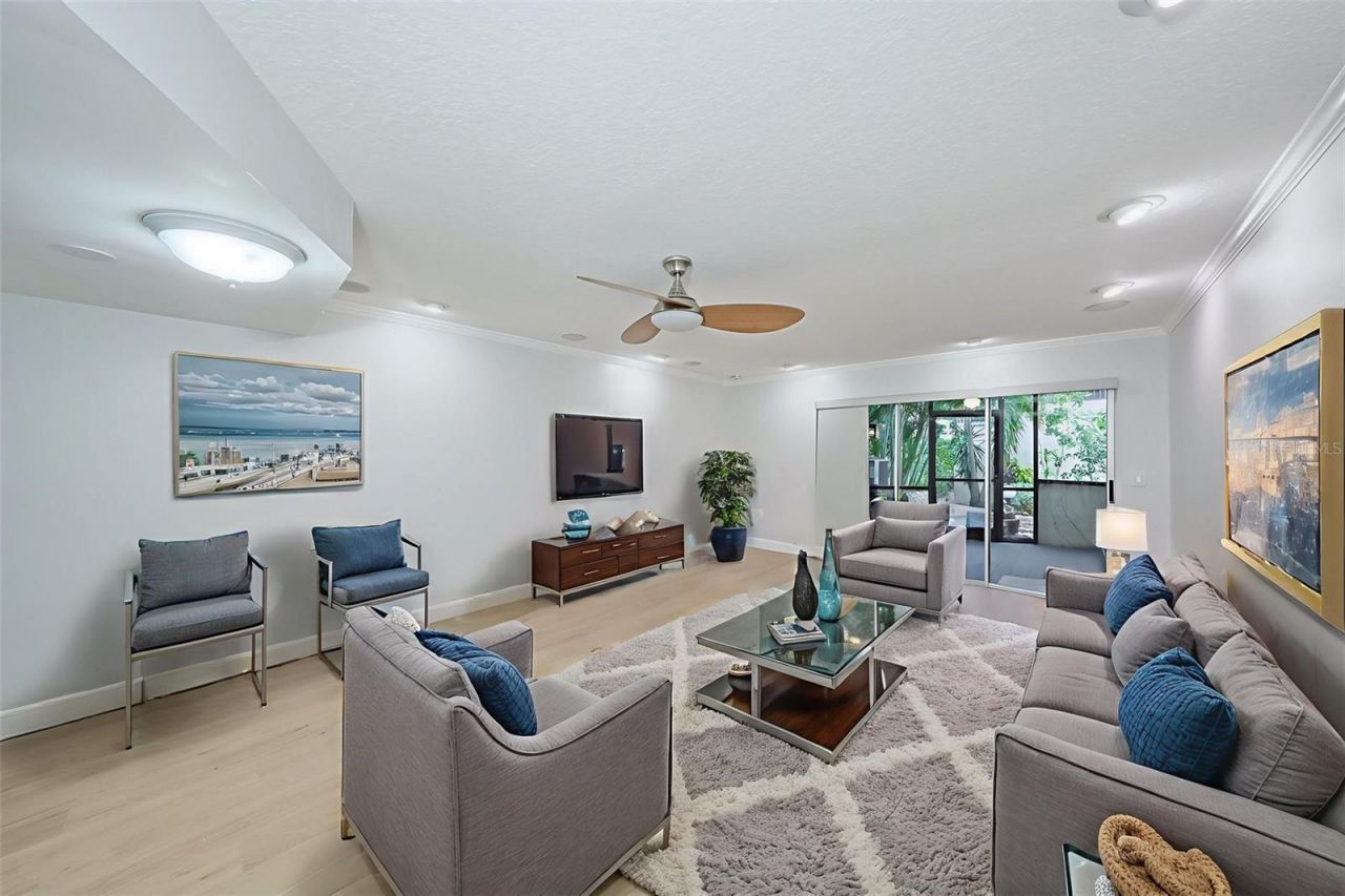 1028 Apollo Beach Boulevard, Unit 2, Apollo Beach, FL 33572 Photo