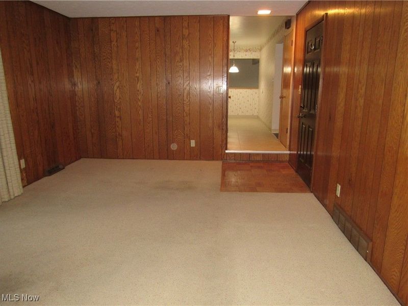 4805 Maple Hill Drive, Seven Hills, OH 44131 Photo 11