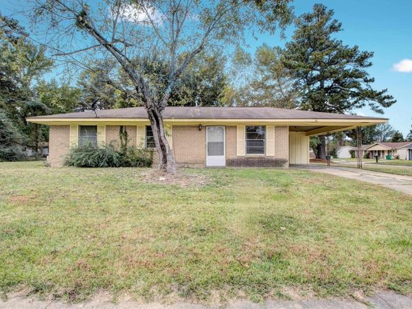 14 Bonnie Park Drive, Pine Bluff, AR 71601